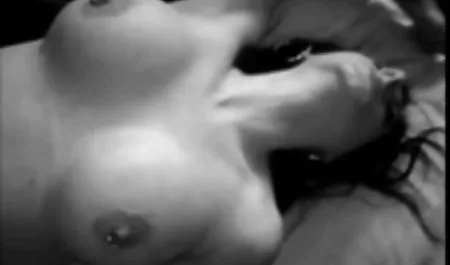 Czuję, że gorący członek mi gardło Дзеи darmowe filmy online sex