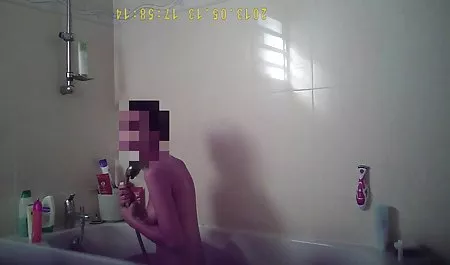 Piersi sex on line za darmo amatorskie przekonany obciągnąć facetowi