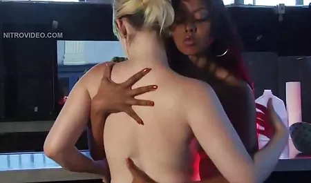 Wspaniałe amatorskie blondynka dostaje ogromne członek strach na wróble brutalny sex online