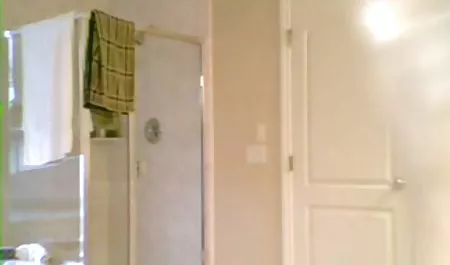 Czerwony fioletowy Monroe anal Bi-bi-si filmy erotyczne online za darmo